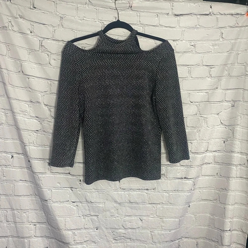 5/$20 Women’s‎ No Boundaries Metallic Detail Dress Shirt Large Black Silver